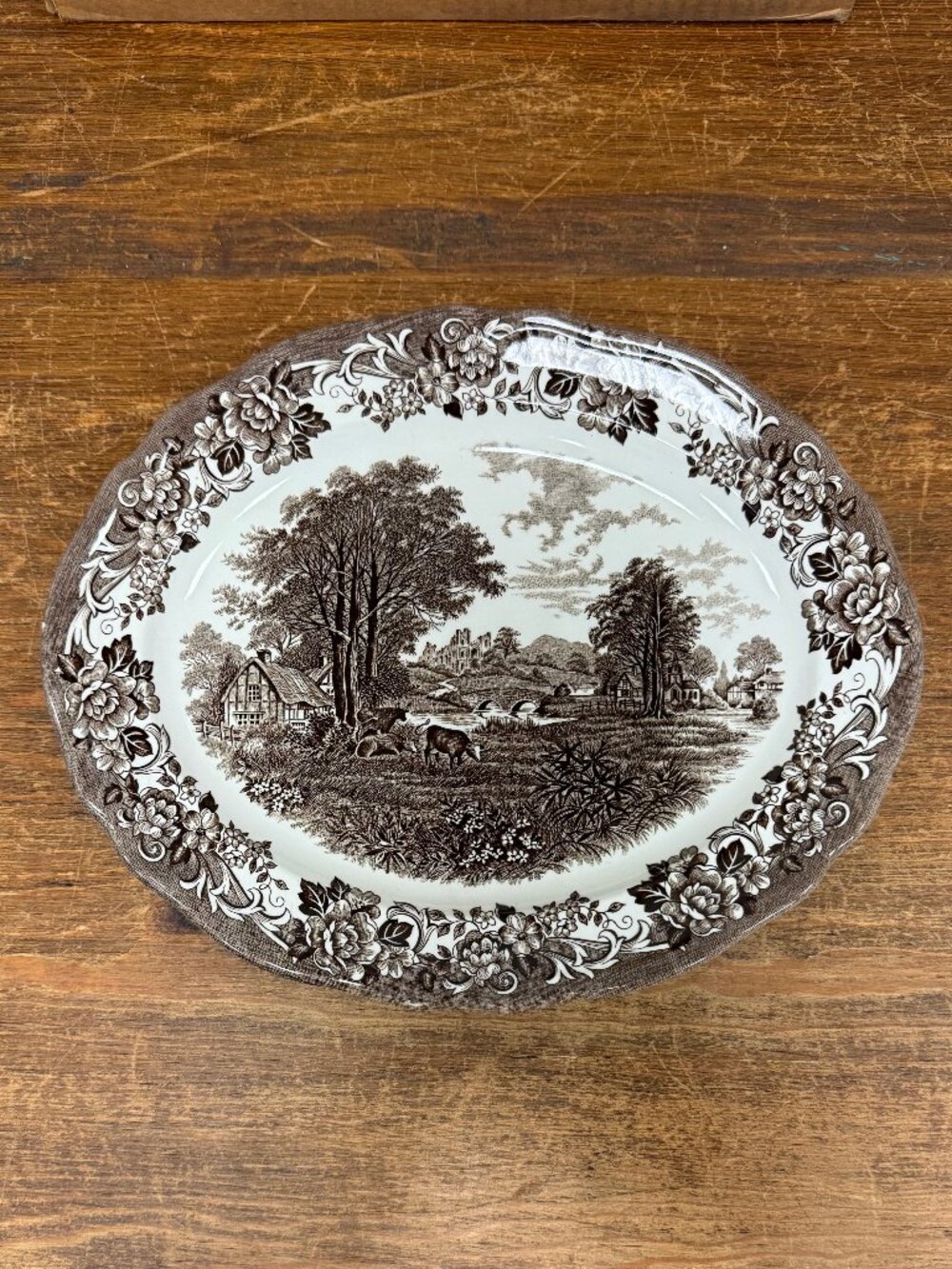 J & G Meakin Oval Serving Platter. KT210